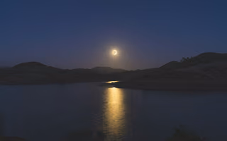 Moonrise, a photo by Y S Moonrise, a photo by Y S